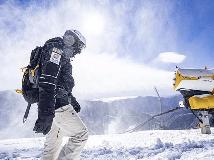 暖化重擊滑雪賽事 人造雪易肇傷害(2P)
